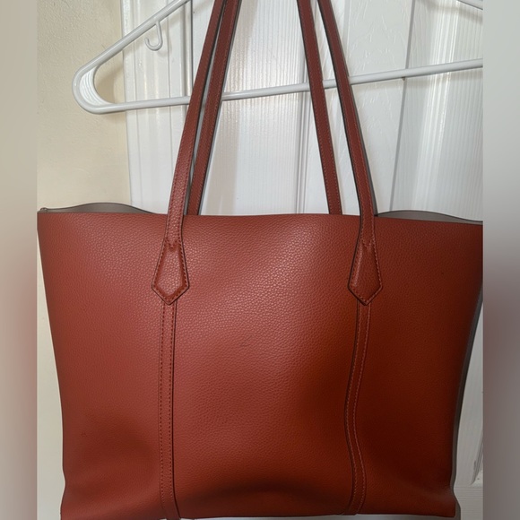 Tory Burch Perry Tote Bag Tripple Compartment Brick Red Women's - Picture 4 of 7
